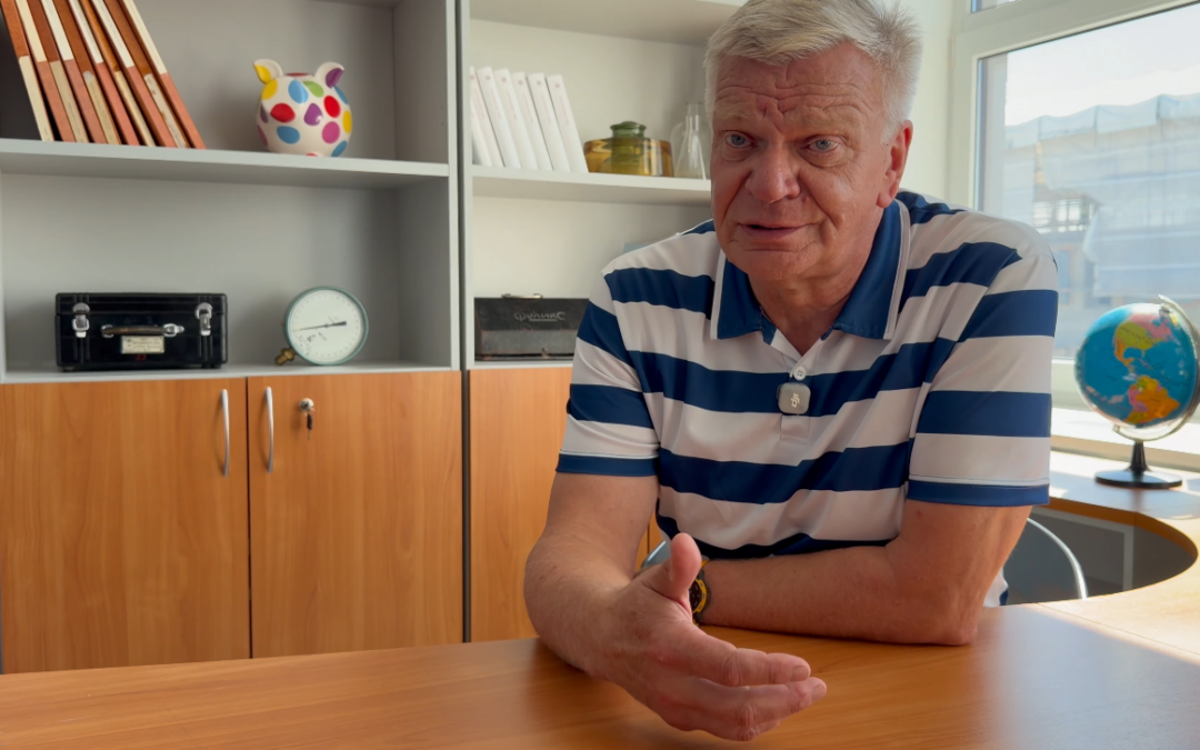 Tudengielu kuldsed 70ndad Mustamäel: spionaaž Balatoni rannal, saatuslik konjak ja aknast põgenevad professorid